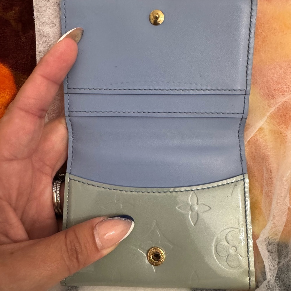 Louis Vuitton Light blue Embossed patent leather Wallet - Picture 6 of 6